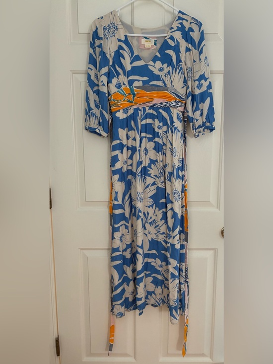 Anthropologie Dresses & Skirts - Anthropologie Maeve Blue and White Floral Kimono Dress with yellow waist Detail